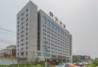 PVC墙板板挤出设备厂家